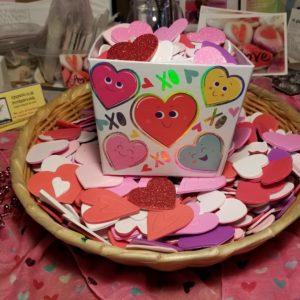 HAPPY HEART TOKENS OF KINDNESS